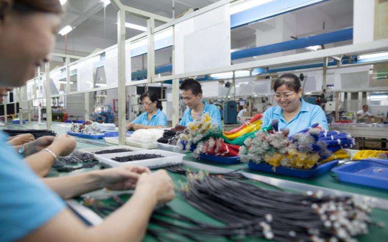 chọn mua phần mềm nhân sự theo quy mô doanh nghiệp