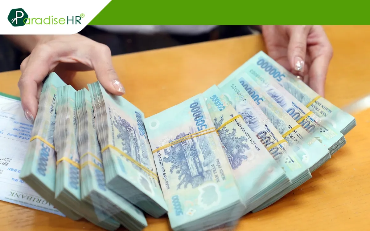 Trình bày hình thức thanh toán lương trong quy chế